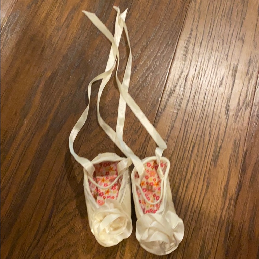 Like new baby ballet slippers